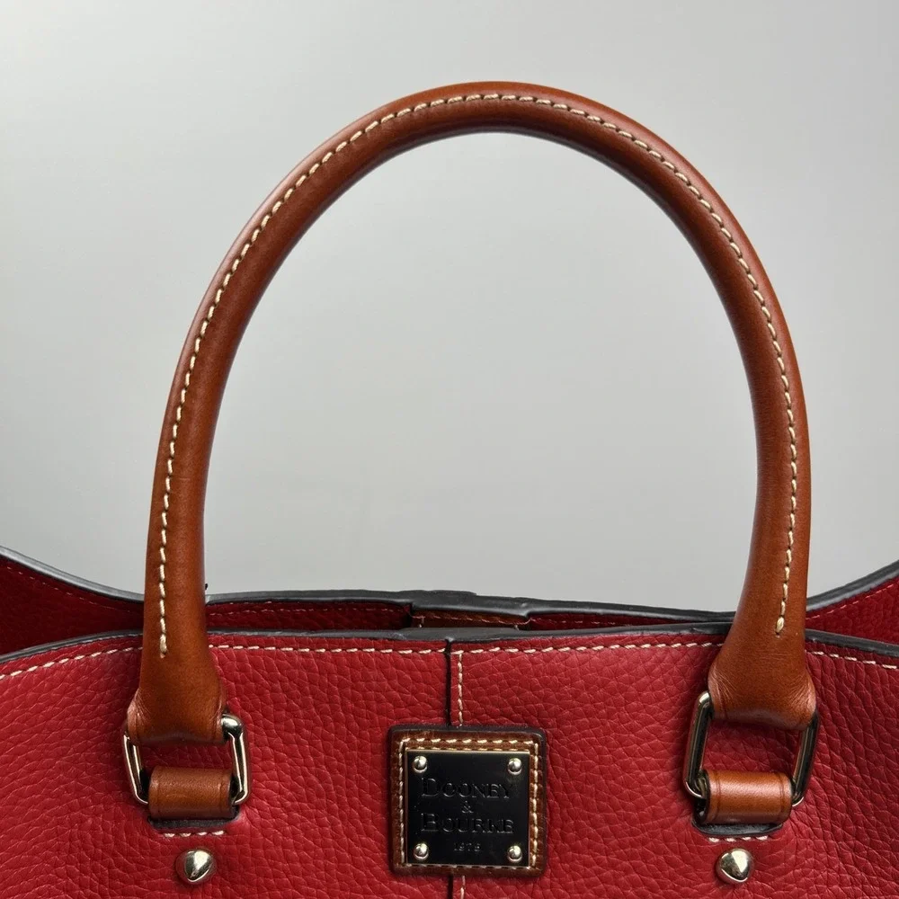 Dooney & Bourke nwt dooney